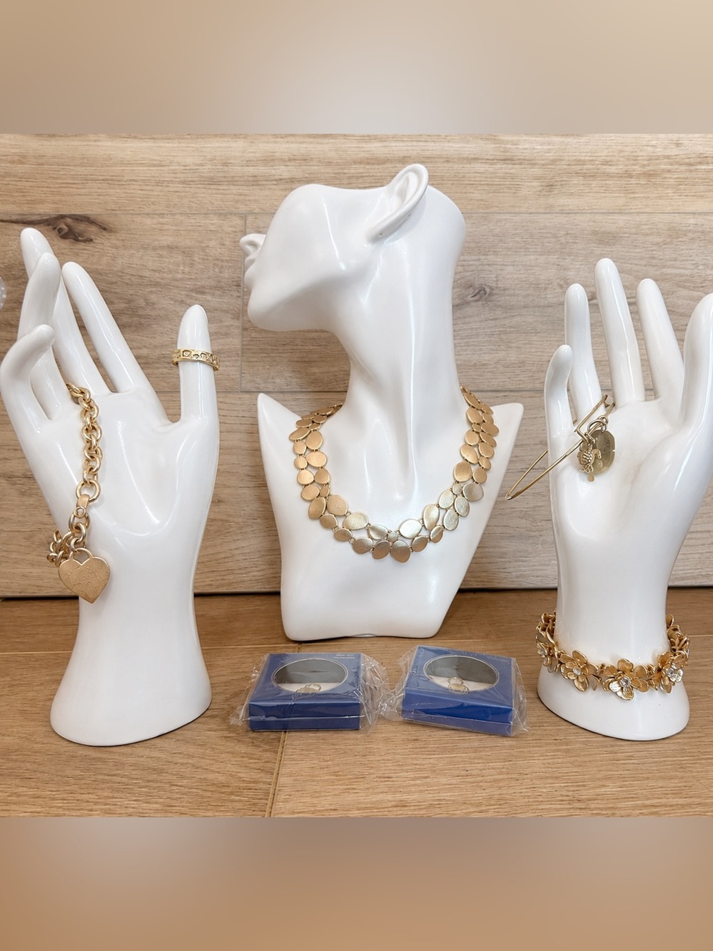 Gold Tone Statement Necklace Jewelry Lot 7 Pc Leaf Necklace Bracelet Ring Errngs